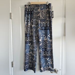 Blue Paisley Women's Pants